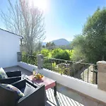 Villa Owl Barrio - Family And Friends *