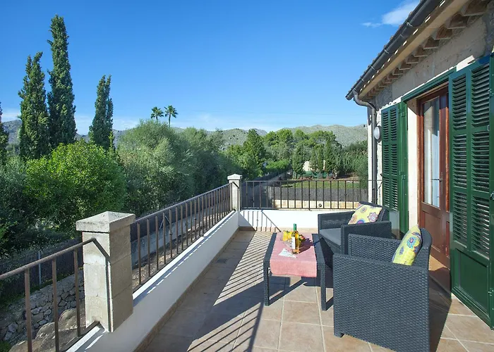 Owl Barrio - Family And Friends Вилла