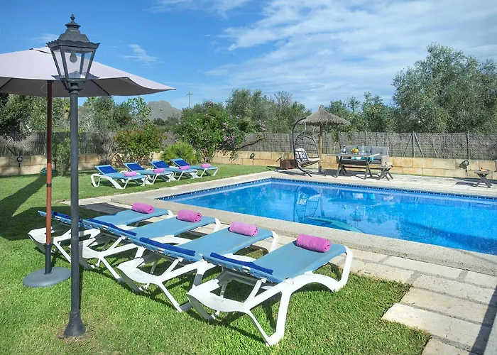 Owl Barrio - Family And Friends Villa