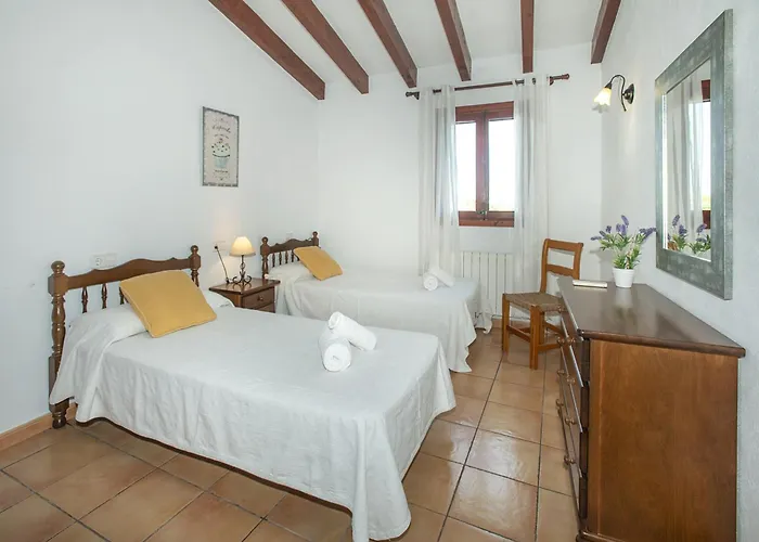 Owl Barrio - Family And Friends Вилла *